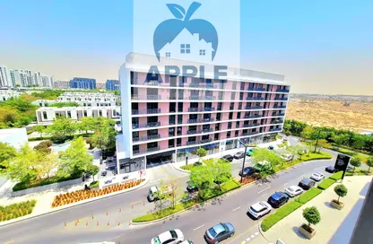 Apartment - 2 Bedrooms - 3 Bathrooms for rent in Tiraz 2 - Aljada - Sharjah