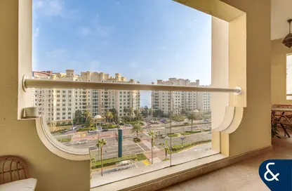 Apartment - 2 Bedrooms - 2 Bathrooms for sale in Al Habool - Shoreline Apartments - Palm Jumeirah - Dubai