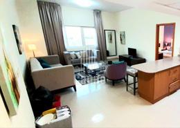 صورةغرفة المعيشة / غرفة الطعام لـ: شقة - 1 غرفة نوم - 1 حمام للبيع في برج صبربيا 2 - صبربيا - جبل علي داون تاون - دبي, صورة 1
