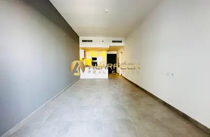 شقة - 2 غرف نوم - 3 حمامات للايجار في لوكي 1 ريزيدينس - قرية الجميرا سركل - دبي شقة - 2 غرف نوم - 3 حمامات للايجار في لوكي 1 ريزيدينس - قرية الجميرا سركل - دبي