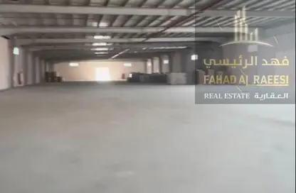 Warehouse - Studio - 2 Bathrooms for rent in Umm Al Thuoob - Umm Al Quwain