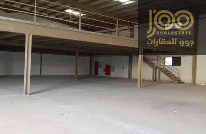 مستودع - استوديو - 1 حمام للايجار في أم الثعوب - أم القيوين