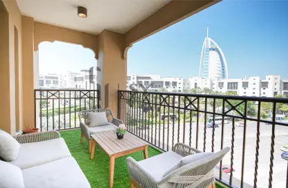 Apartment - 4 Bedrooms - 6 Bathrooms for sale in Lamtara 3 - Madinat Jumeirah Living - Umm Suqeim - Dubai