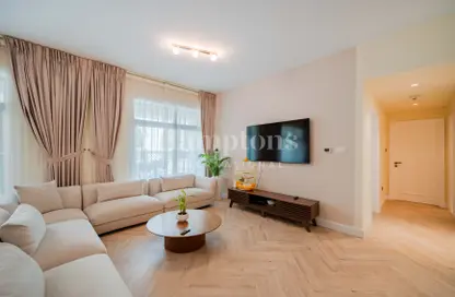 Apartment - 2 Bedrooms - 3 Bathrooms for sale in Arno - The Views - Dubai