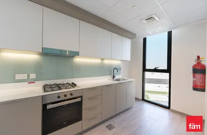 صورة لـ مطبخ شقة - غرفة نوم - 2 حمامات للبيع في نور 3 - ميدتاون نور - مدينة دبي للإنتاج (اي ام بي زد) - دبي ، صورة رقم 1