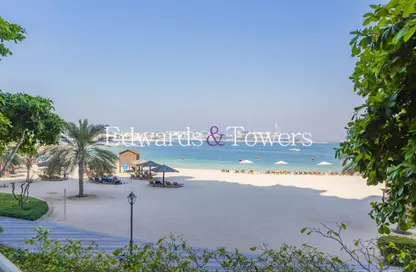 Apartment - 2 Bedrooms - 3 Bathrooms for rent in Al Msalli - Shoreline Apartments - Palm Jumeirah - Dubai