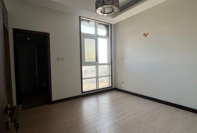 16002232 - Property Image 3