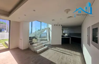 Penthouse - 4 Bedrooms - 4 Bathrooms for rent in Alpha Green Tower - Jumeirah Village Circle - Dubai
