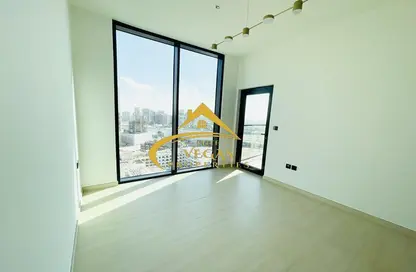 Empty Room image for: Apartment - 3 Bedrooms - 3 Bathrooms for rent in Binghatti Crest - Jumeirah Village Circle - Dubai, Image 1