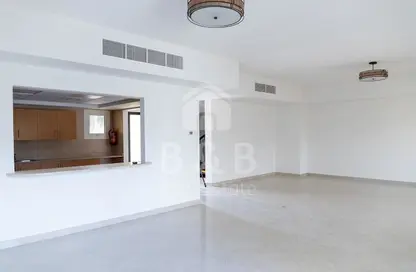 Empty Room image for: Townhouse - 4 Bedrooms - 6 Bathrooms for sale in Bayti Townhouses - Al Hamra Village - Ras Al Khaimah, Image 1