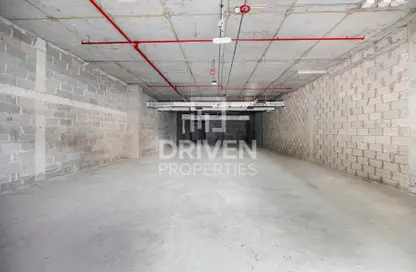 Retail - Studio - 2 Bathrooms for rent in Masaken Al Muteena 02 - Al Muteena - Deira - Dubai