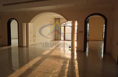Villa - 6 Bedrooms for sale in Villa Compound - Khalifa City - Abu Dhabi