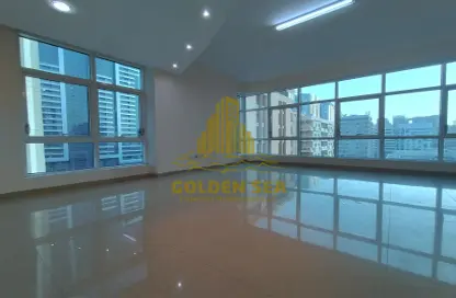 Empty Room image for: Apartment - 3 Bedrooms - 4 Bathrooms for rent in Awqaf Tower - Al Khalidiya - Abu Dhabi, Image 1
