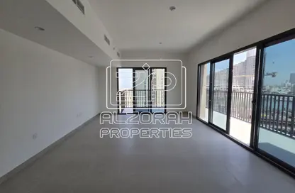 Apartment - 4 Bedrooms - 5 Bathrooms for sale in Jawaher Residences - Maryam Island - Sharjah