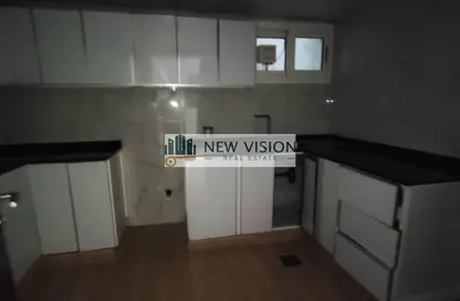 شقة - 2 غرف نوم - 2 حمامات للايجار في برج المجاز - المجاز - الشارقة