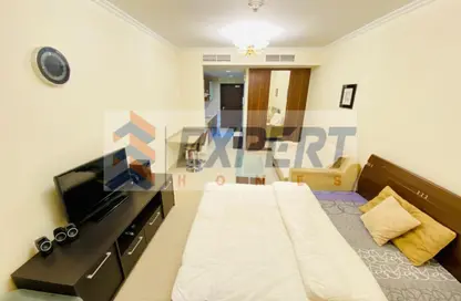 Apartment - Studio - 1 Bathroom for rent in Goldcrest Executive - JLT Cluster C - Jumeirah Lake Towers - Dubai