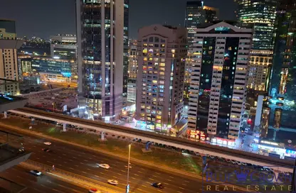 شقة - 2 غرف نوم - 3 حمامات للايجار في برج دي ايكس بي - شارع الشيخ زايد - دبي