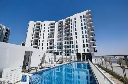 Apartment - 1 Bedroom - 2 Bathrooms for rent in Waters Edge - Yas Island - Abu Dhabi
