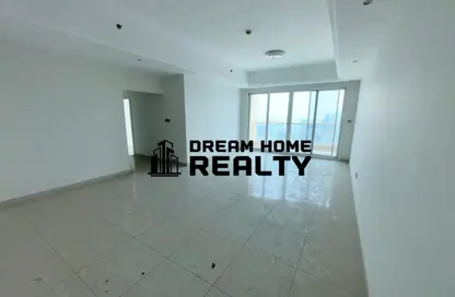 Apartment - 2 Bedrooms - 3 Bathrooms for rent in Al Khan - Sharjah