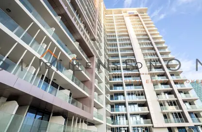 Apartment - 4 Bedrooms - 5 Bathrooms for sale in Al Maryah Vista - Al Maryah Island - Abu Dhabi