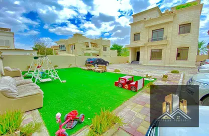 Garden image for: Apartment - 3 Bedrooms - 3 Bathrooms for rent in Villa Compound - Khalifa City - Abu Dhabi, Image 1