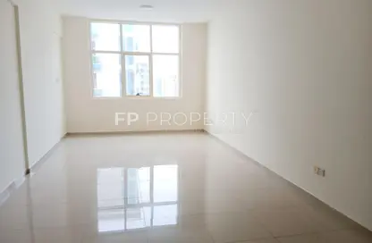 شقة - 1 حمام للايجار في برج فرانكفورت - مدينة دبي الرياضية - دبي