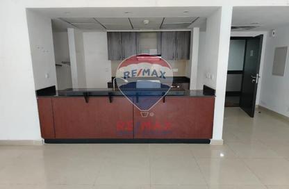 Apartment - 2 Bedrooms - 2 Bathrooms for sale in Tower 13 - Al Reef Downtown - Al Reef - Abu Dhabi