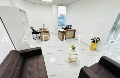 مكتب - استوديو - 1 حمام للايجار في فاطمه محمد احمد بن سليمان - الرفاعة - بر دبي - دبي