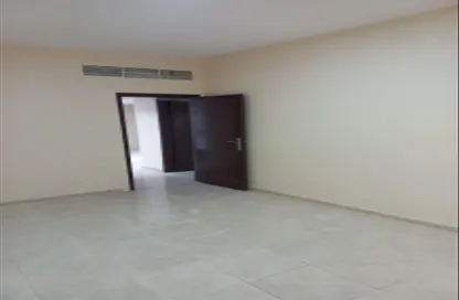 Empty Room image for: Apartment - 1 Bedroom - 1 Bathroom for rent in Al Mowaihat 1 - Al Mowaihat - Ajman, Image 1