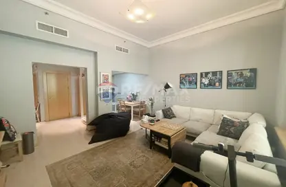 Apartment - 1 Bedroom - 1 Bathroom for sale in Jash Hamad - Shoreline Apartments - Palm Jumeirah - Dubai