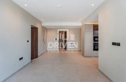Apartment - 2 Bedrooms - 3 Bathrooms for rent in DuWest Residence - Jumeirah Garden City - Al Satwa - Dubai