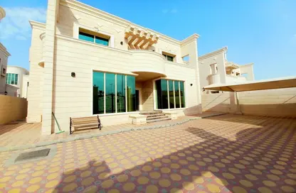Villa - 5 Bedrooms - 6 Bathrooms for rent in Khaldiya - Al Ain