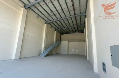 Warehouse - Studio - 2 Bathrooms for rent in Seih Al Uraibi - Ras Al Khaimah Warehouse - Studio - 2 Bathrooms for rent in Seih Al Uraibi - Ras Al Khaimah