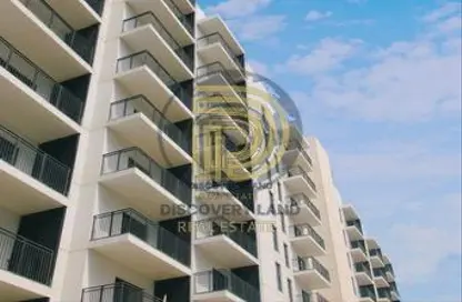 Apartment - 2 Bedrooms - 2 Bathrooms for sale in Waters Edge - Yas Island - Abu Dhabi