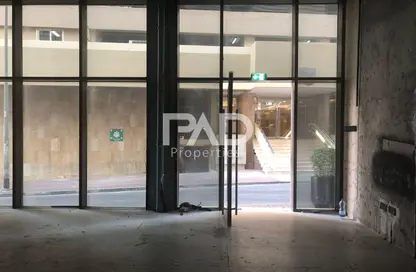 Shop - Studio for rent in Dar Al Hai - Al Souk Al Kabeer - Bur Dubai - Dubai