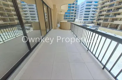 Apartment - 3 Bedrooms - 2 Bathrooms for rent in Golden Sands 2 - Mankhool - Bur Dubai - Dubai