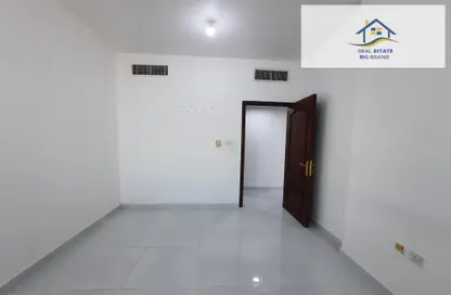 صورة لـ غرفة فارغة شقة - 2 غرف نوم - 2 حمامات للايجار في معسكر آل نهيان - أبوظبي ، صورة رقم 1
