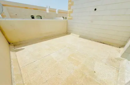 Apartment - Studio - 1 Bathroom for rent in Khalifa City A - Khalifa City - Abu Dhabi