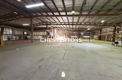 Warehouse - Studio for rent in Phase 1 - Dubai Investment Park (DIP) - Dubai