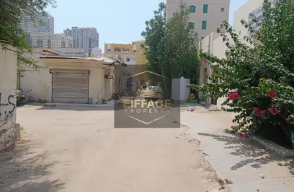 عمارة بالكامل - 6 غرف نوم - 4 حمامات للبيع في الراشدية 3 - الراشدية - عجمان