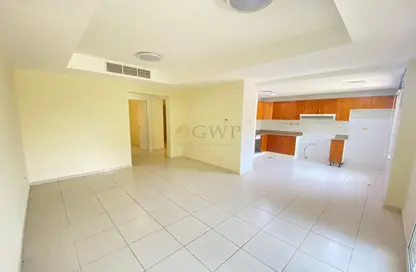 Villa - 2 Bedrooms - 3 Bathrooms for sale in Springs 8 - The Springs - Dubai