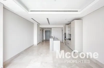 Apartment - 2 Bedrooms - 3 Bathrooms for rent in The 8 - The Crescent - Palm Jumeirah - Dubai