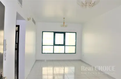 Apartment - 1 Bedroom - 2 Bathrooms for rent in Saeed Tower 1 - Saeed Towers - Sheikh Zayed Road - Dubai