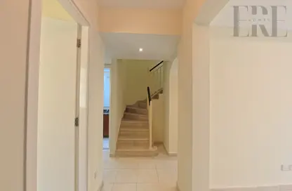 Villa - 2 Bedrooms - 3 Bathrooms for rent in Springs 8 - The Springs - Dubai Villa - 2 Bedrooms - 3 Bathrooms for rent in Springs 8 - The Springs - Dubai