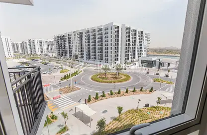 Apartment - 1 Bedroom - 2 Bathrooms for rent in Waters Edge - Yas Island - Abu Dhabi