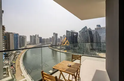 شقة - 2 غرف نوم - 3 حمامات للايجار في الخليج التجاري - دبي