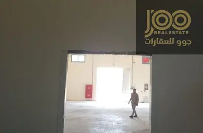 مستودع - استوديو - 2 حمامات للايجار في أم الثعوب - أم القيوين