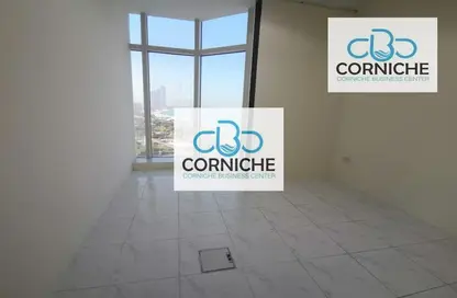 Empty Room image for: Office Space - Studio - 4 Bathrooms for rent in Corniche Tower - Corniche Road - Abu Dhabi, Image 1