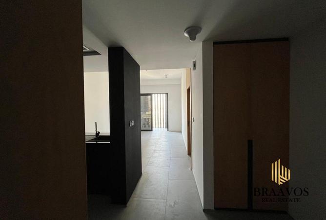 WITH PRIVATE JACUZZI | 24HRS AMENITIES | READY