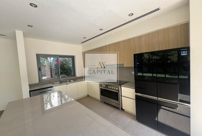 15605945 - صورة العقار 2